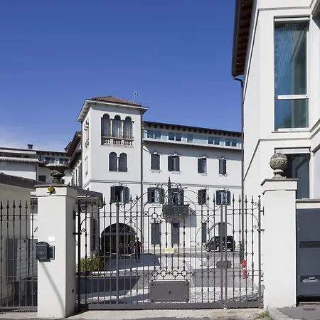Casa Folli