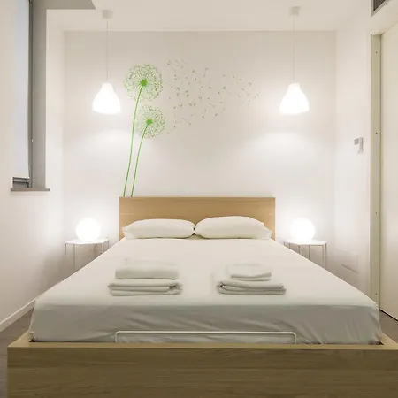 Apartment Casa Folli Milan